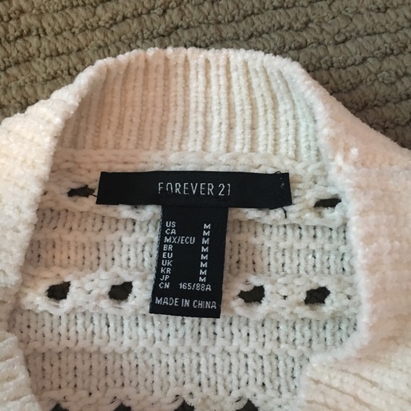 F21 Perforated Mock Neck Sweater - Picture 6 of 9